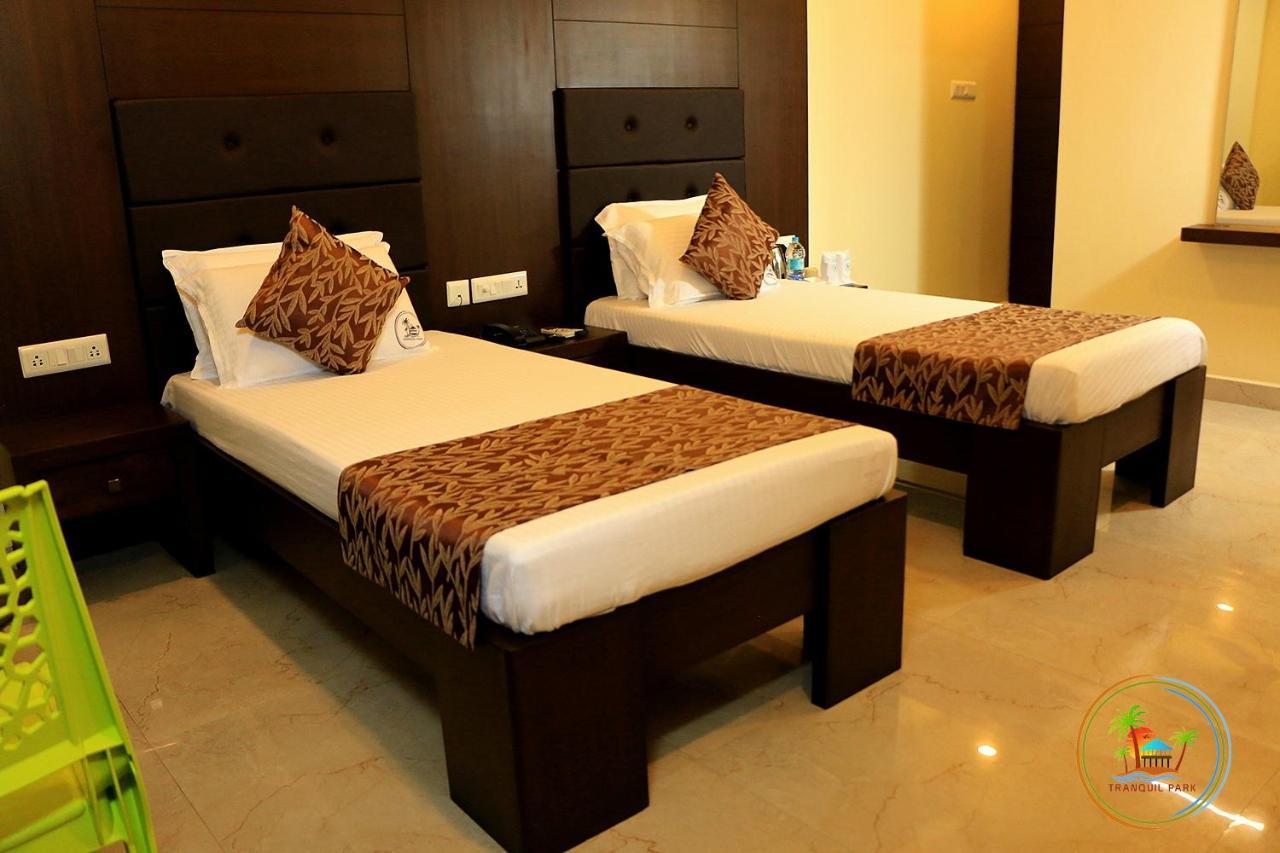 Hotel Tranquil Park Pondicherry Esterno foto