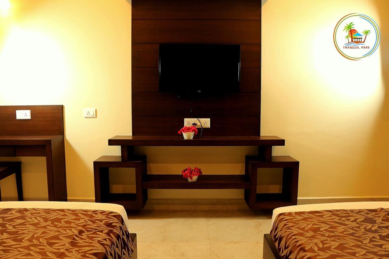 Hotel Tranquil Park Pondicherry Esterno foto
