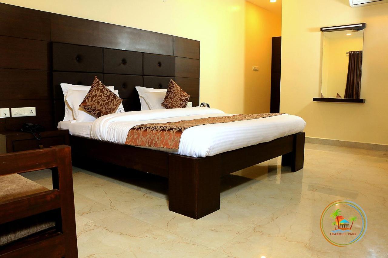 Hotel Tranquil Park Pondicherry Esterno foto