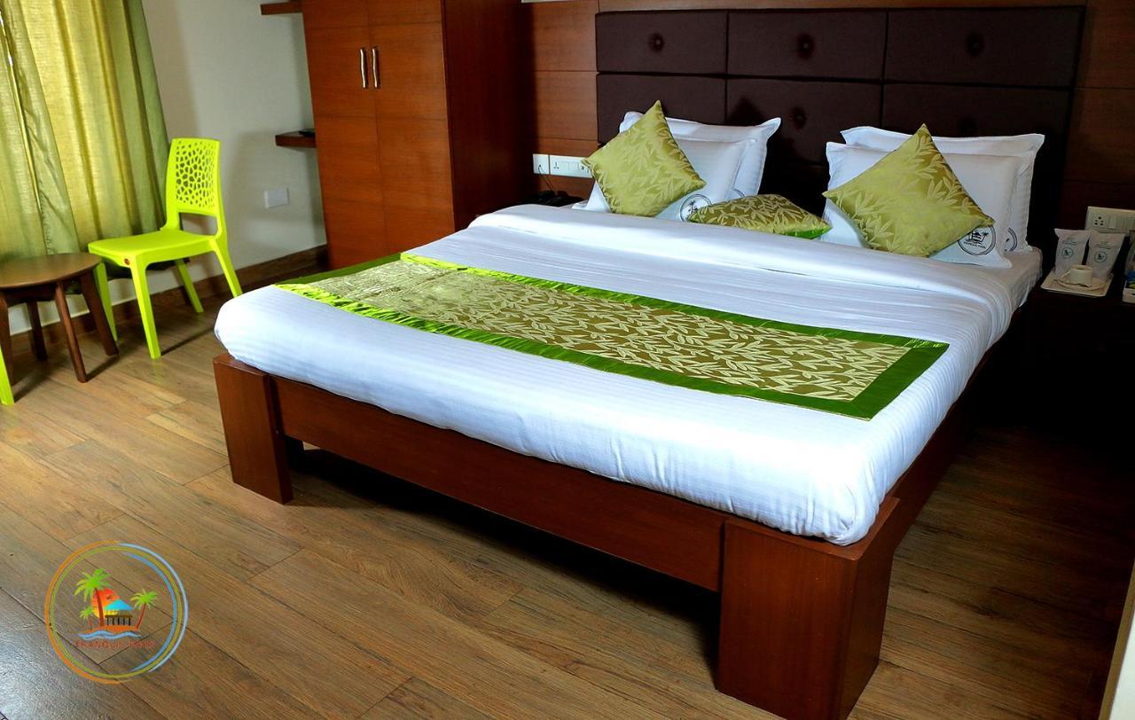 Hotel Tranquil Park Pondicherry Esterno foto