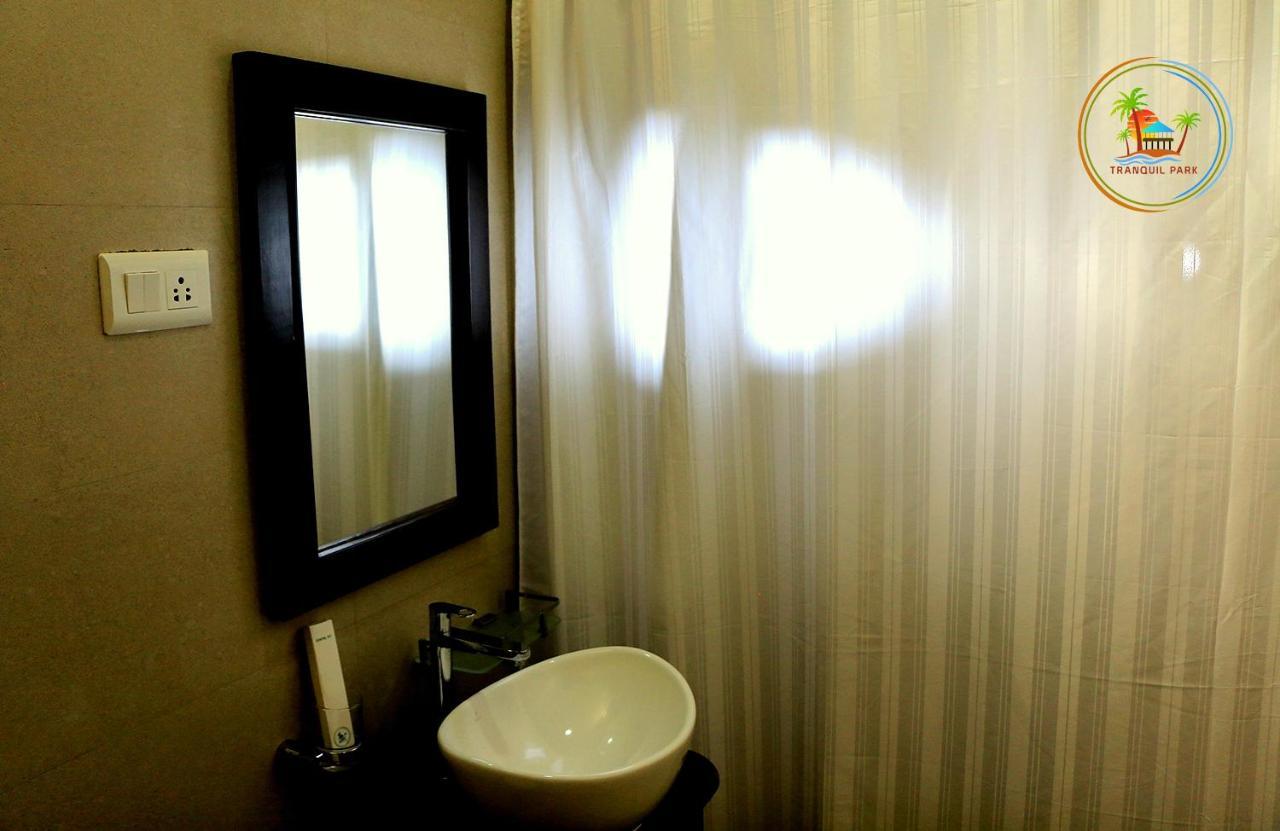 Hotel Tranquil Park Pondicherry Esterno foto